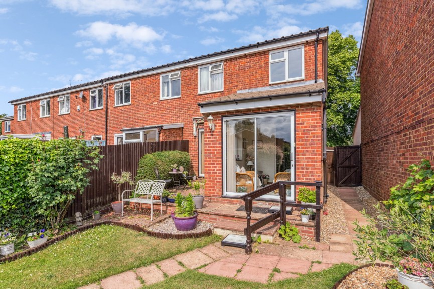 3 bedroom House for Sale Eynsford Court, Hitchin, Hertfordshire