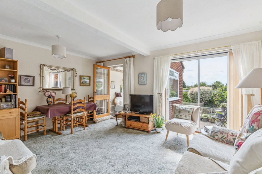 3 bedroom House for Sale Eynsford Court, Hitchin, Hertfordshire