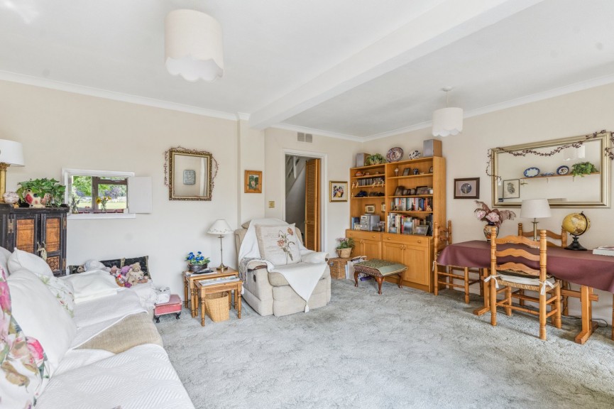3 bedroom House for Sale Eynsford Court, Hitchin, Hertfordshire