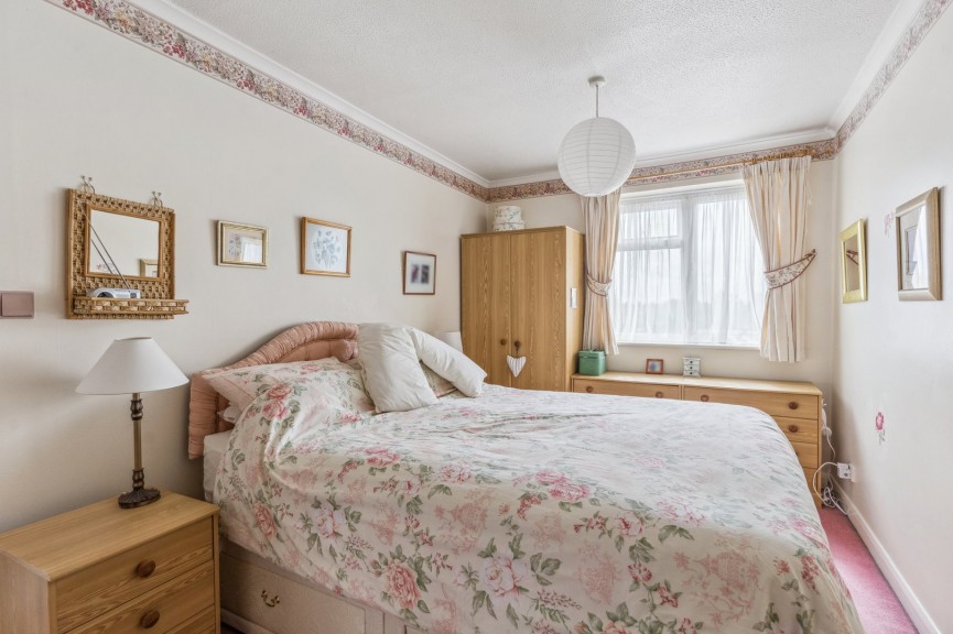 3 bedroom House for Sale Eynsford Court, Hitchin, Hertfordshire