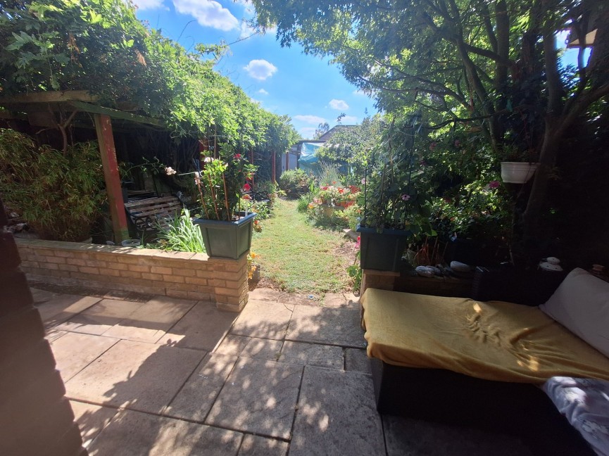 3 bedroom House for Sale Banks Road, Biggleswade, Bedfordshire