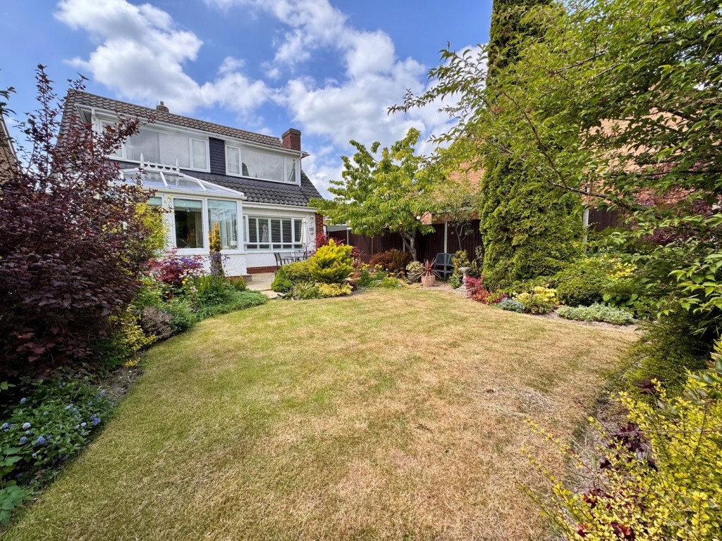 Cherry Drive, Royston, Hertfordshire