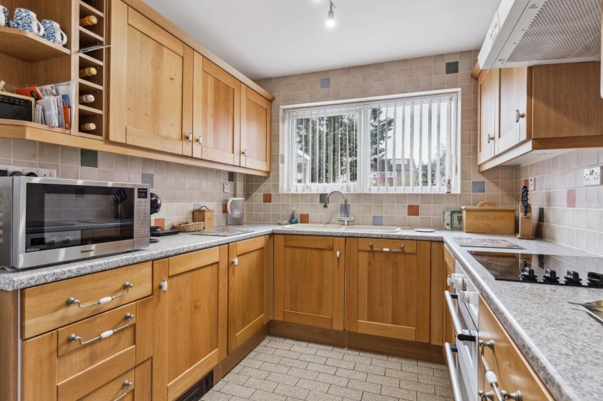 Wellingham Avenue, Hitchin, Hertfordshire