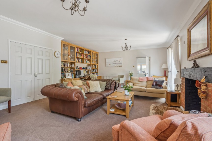 4 bedroom Bungalow for Sale Preston, Hitchin, Hertfordshire