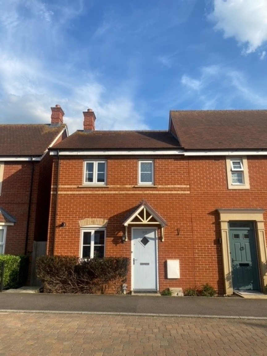 Valerian Way, Stotfold, Bedfordshire