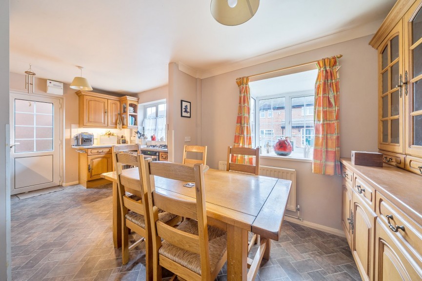 4 bedroom House for Sale Conway Drive, Flitwick, Bedfordshire