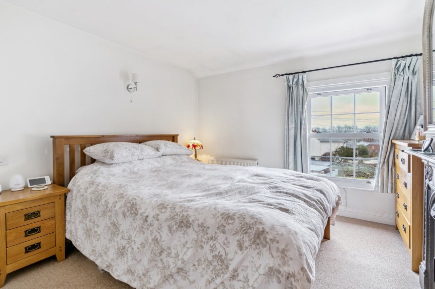 2 bedroom House for Sale Bedford Street, Hitchin, Hertfordshire