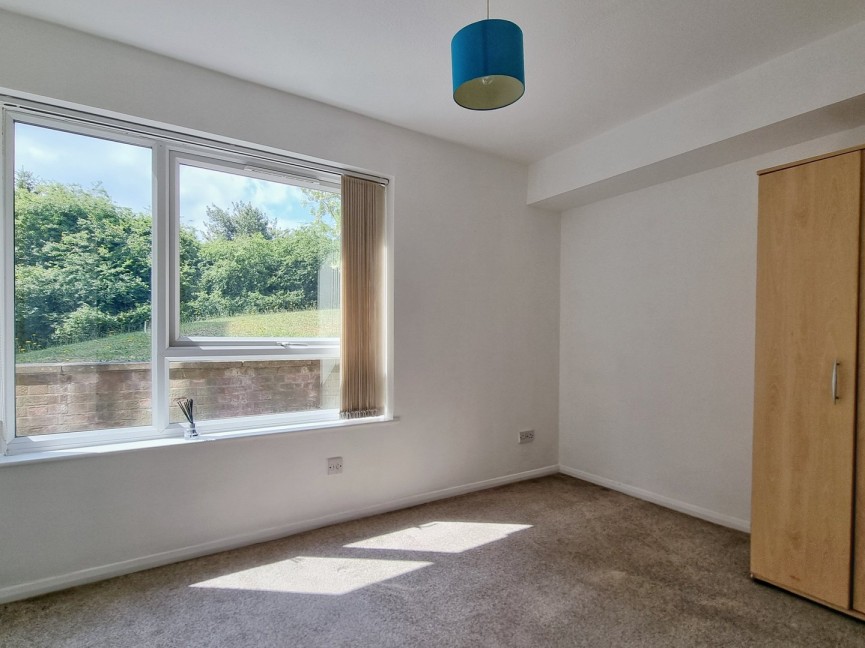 2 bedroom Flat for Sale Ampthill, Bedfordshire