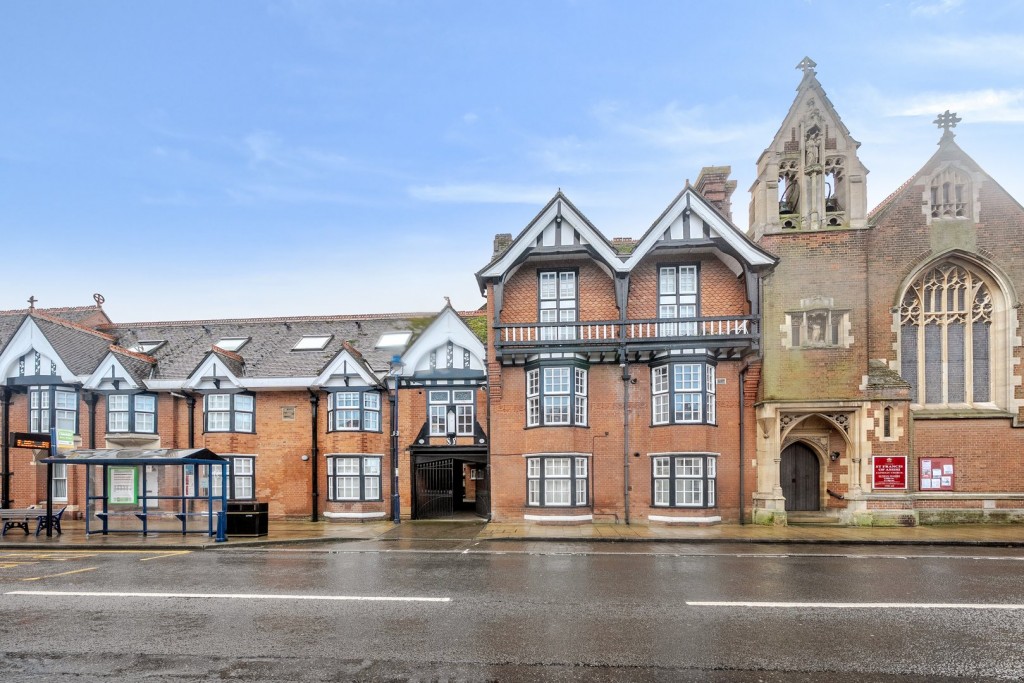 St Francis Court, Shefford, Bedfordshire