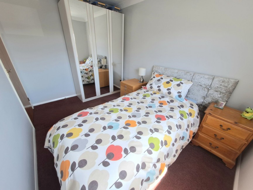 3 bedroom House for Sale Empire Close, Biggleswade, Bedfordshire