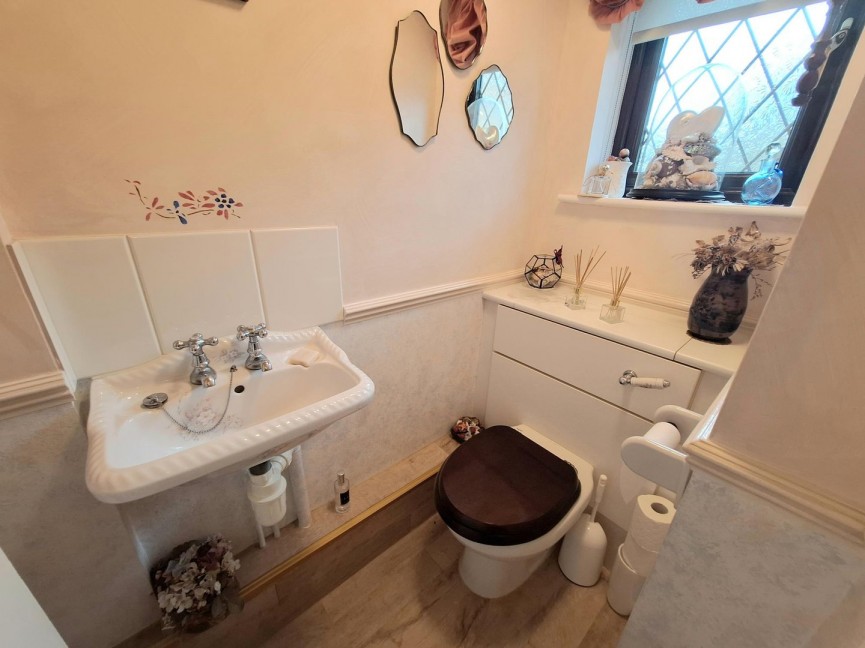 4 bedroom House for Sale Dells Lane, Biggleswade, Bedfordshire