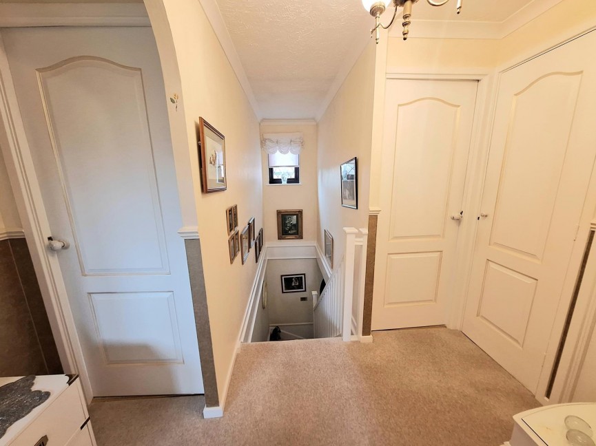 4 bedroom House for Sale Dells Lane, Biggleswade, Bedfordshire