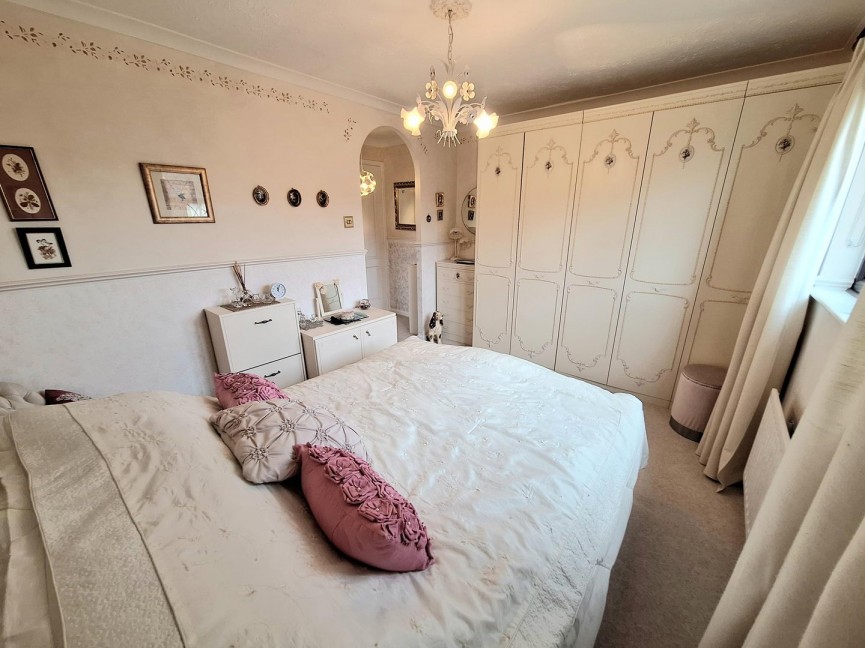 4 bedroom House for Sale Dells Lane, Biggleswade, Bedfordshire