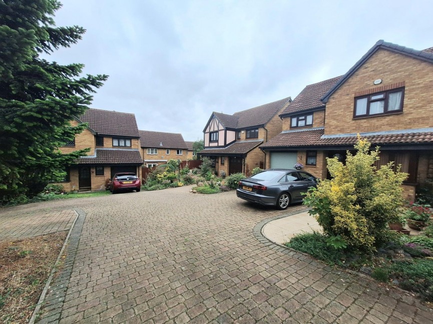 4 bedroom House for Sale Dells Lane, Biggleswade, Bedfordshire