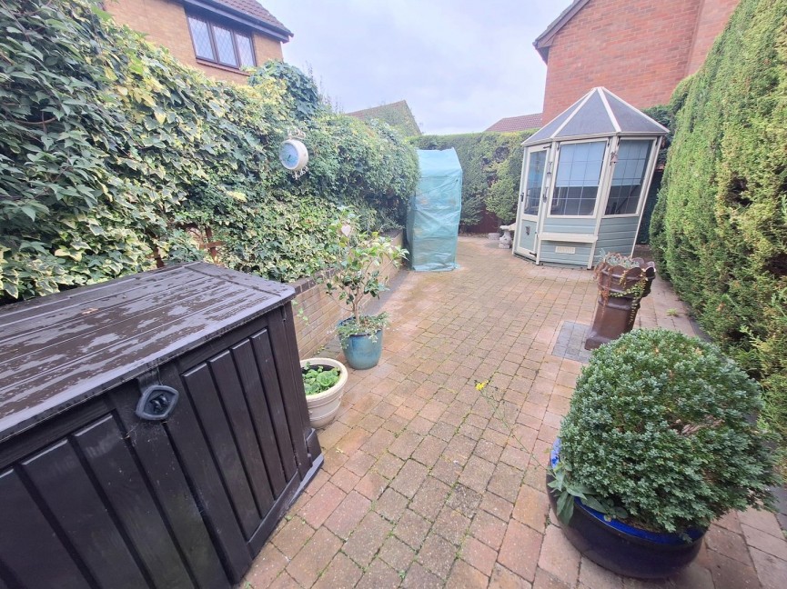 4 bedroom House for Sale Dells Lane, Biggleswade, Bedfordshire
