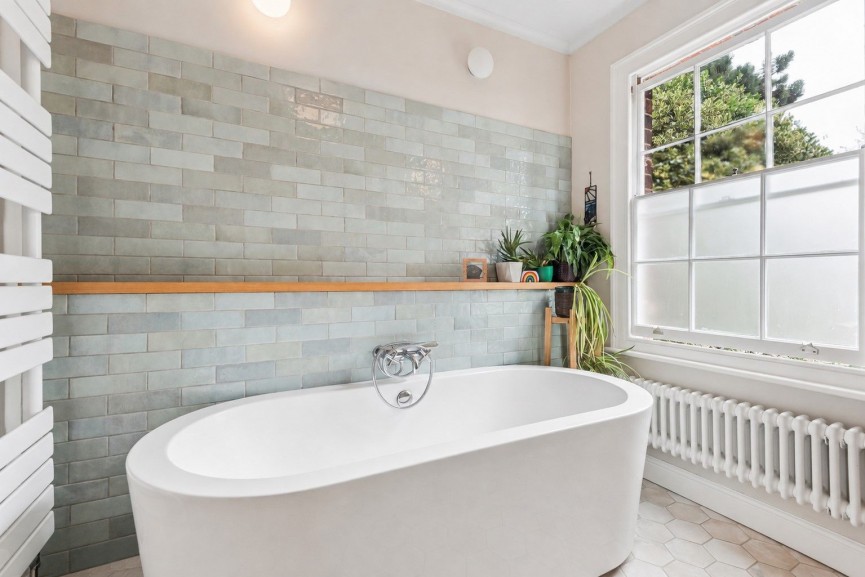 4 bedroom House for Sale Hitchin Hill Path, Hitchin, Hertfordshire