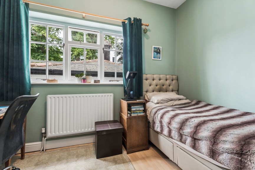 4 bedroom House for Sale Hitchin Hill Path, Hitchin, Hertfordshire