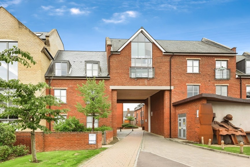 Coopers Yard, Hitchin, Hertfordshire