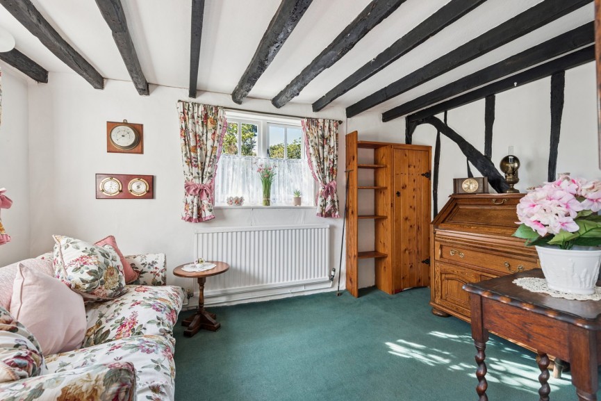 3 bedroom House for Sale Lilley, Luton