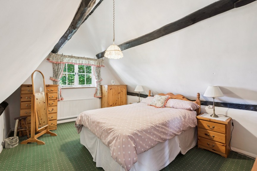 3 bedroom House for Sale Lilley, Luton