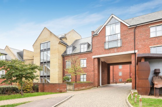 Coopers Yard, HITCHIN, Hertfordshire
