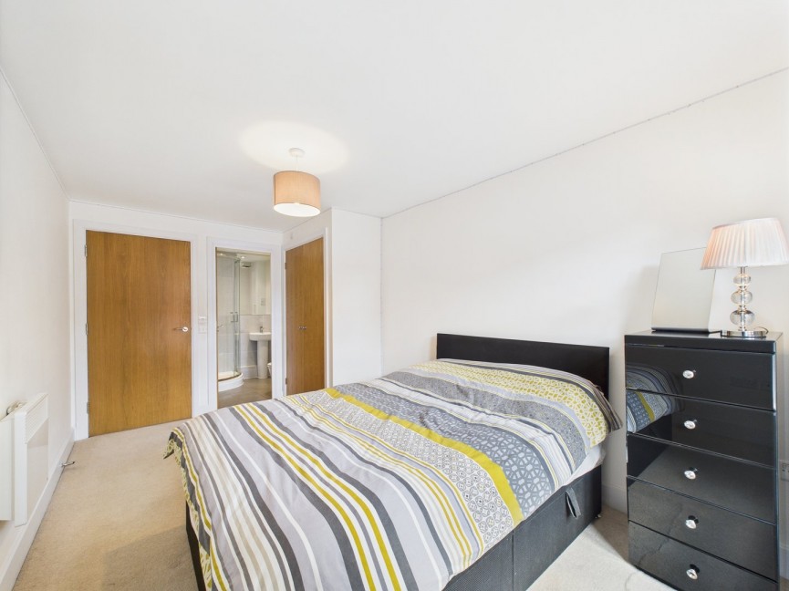Coopers Yard, HITCHIN, Hertfordshire