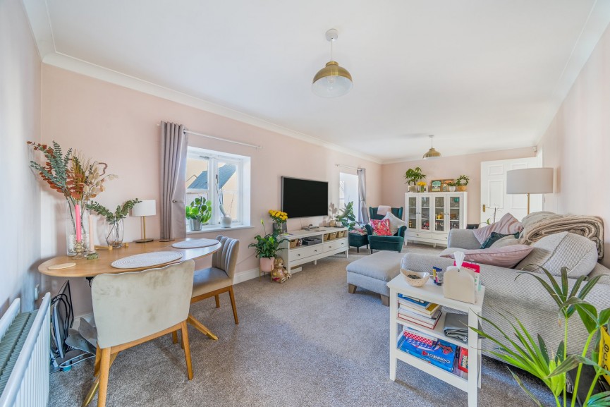 Dove House Drive, Henlow, Bedfordshire
