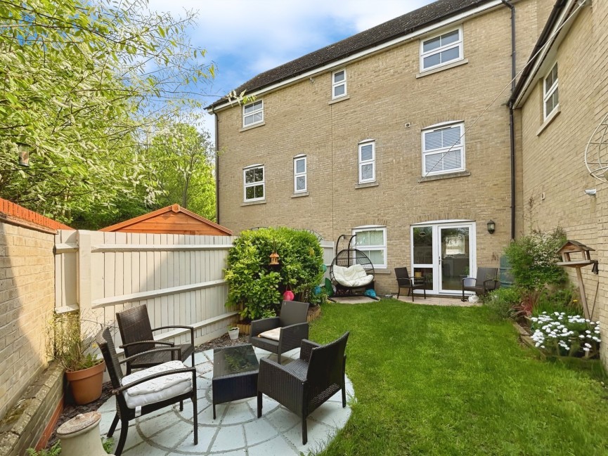 Browning Close, Royston, Hertfordshire
