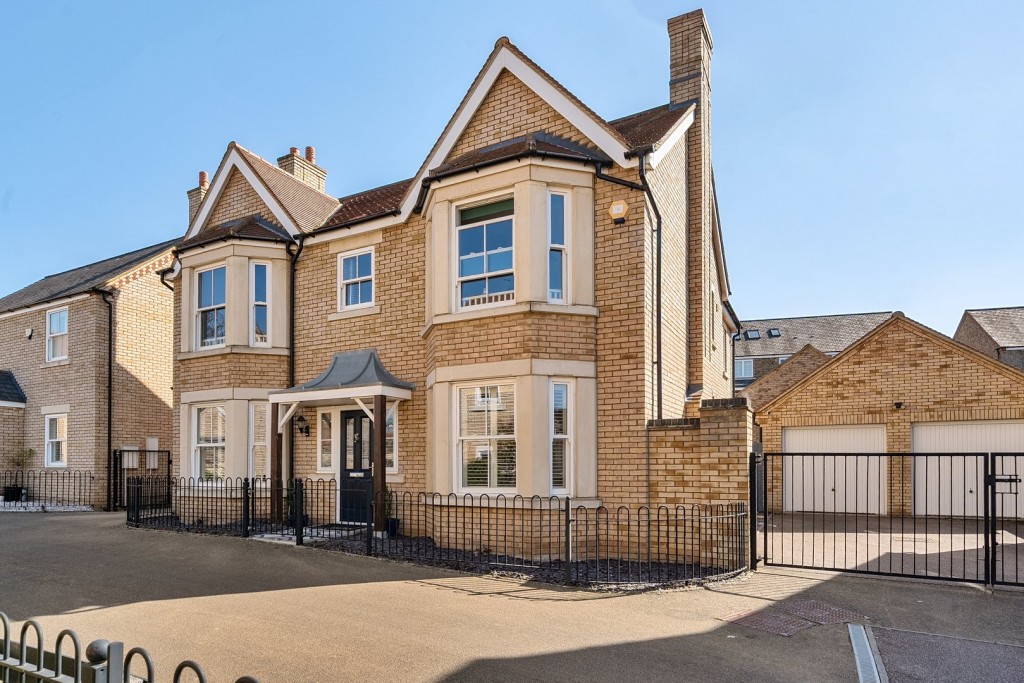 Franklin Place, Fairfield, Hertfordshire