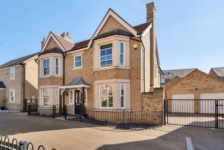 Franklin Place, Fairfield, Hertfordshire