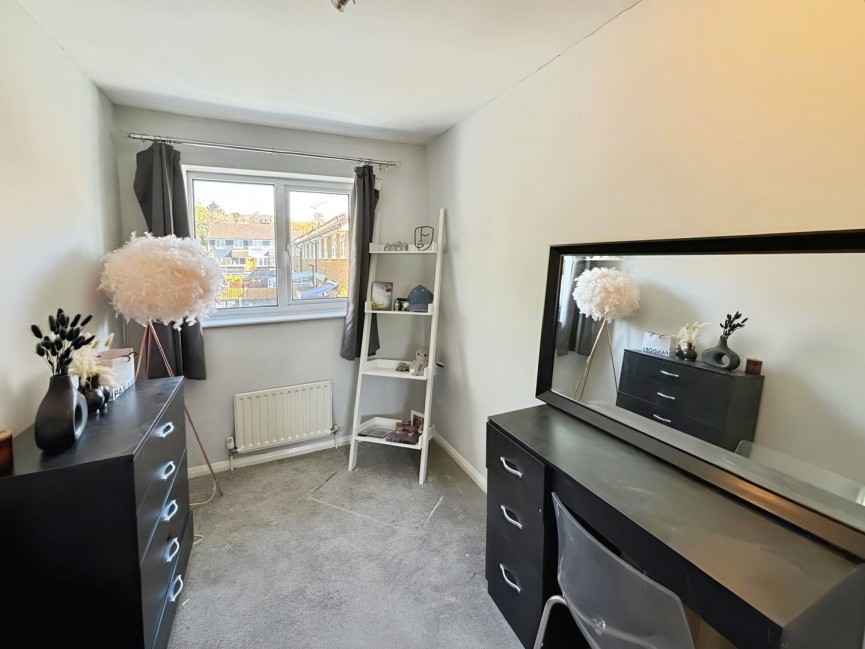 2 bedroom House for Sale The Hyde, Ware, Hertfordshire