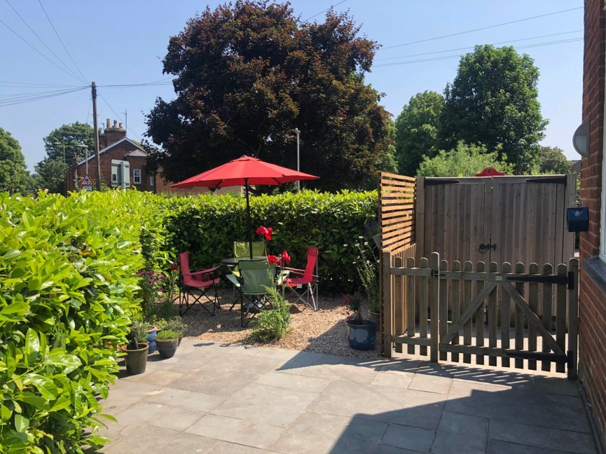 2 bedroom Flat for Sale Oughton Head Way, Hitchin, Hertfordshire
