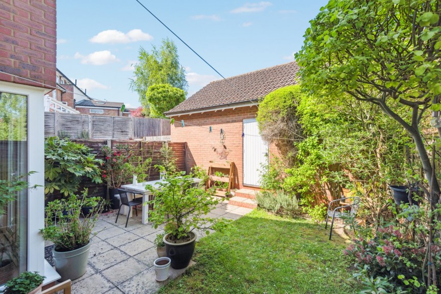Ninesprings Way, Hitchin, Hertfordshire