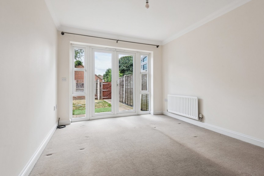 3 bedroom House for Sale Ninesprings Way, Hitchin, Hertfordshire