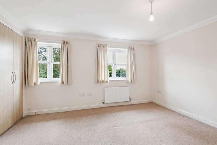 3 bedroom House for Sale Ninesprings Way, Hitchin, Hertfordshire