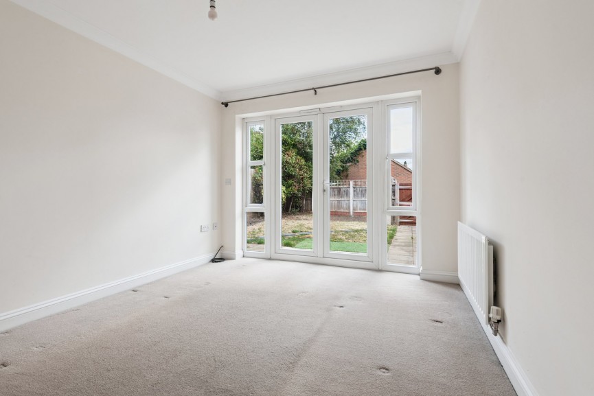 3 bedroom House for Sale Ninesprings Way, Hitchin, Hertfordshire