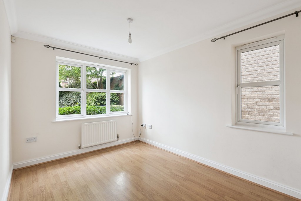 Ninesprings Way, Hitchin, Hertfordshire