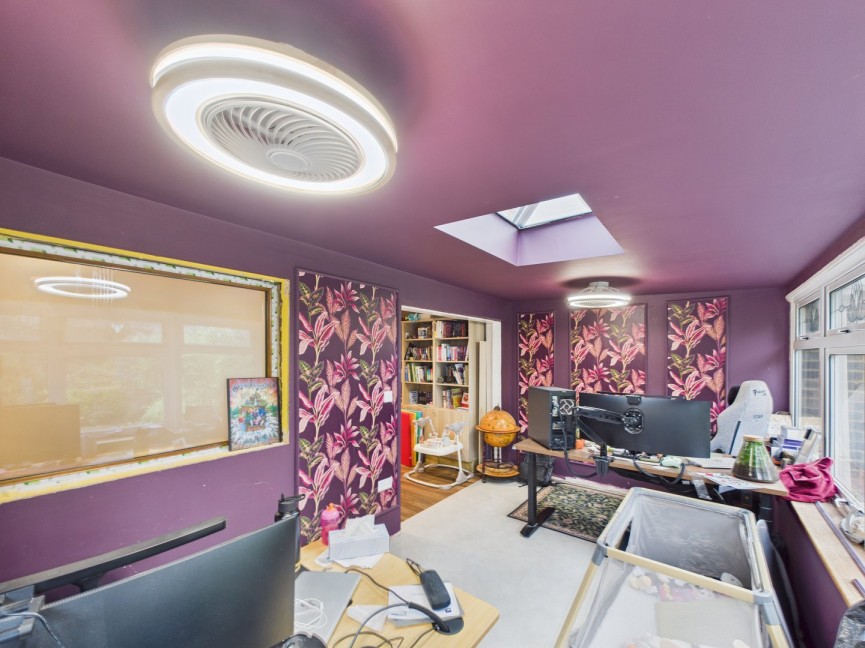 4 bedroom House for Sale Goodwood Road, Royston, Hertfordshire