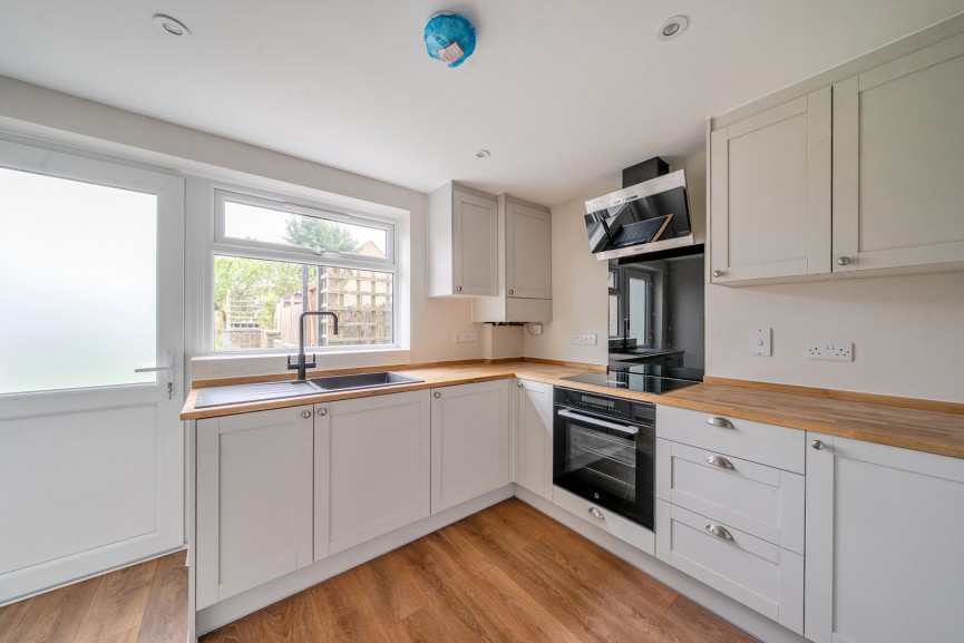 Ampthill Road, Shefford, Bedfordshire