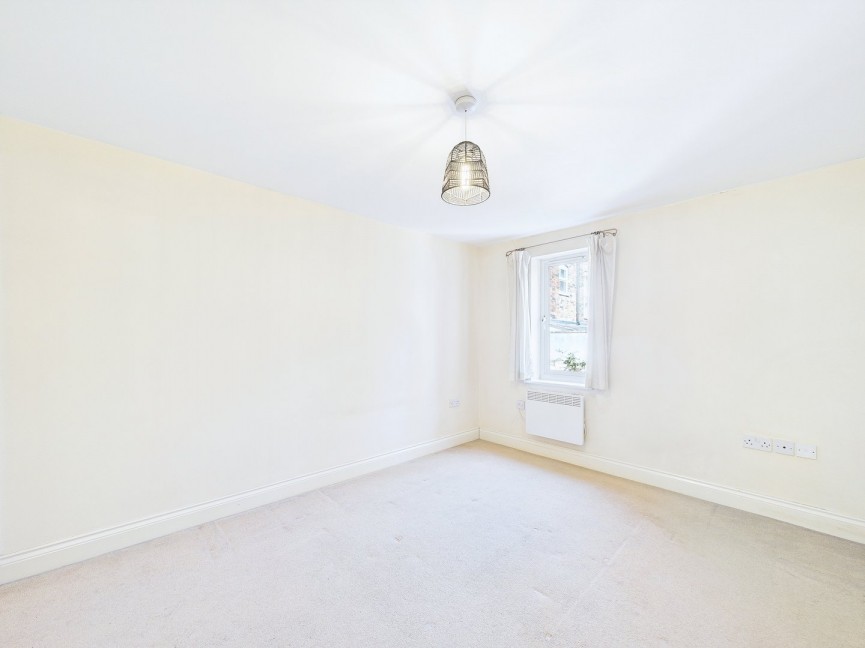Walsworth Road, HITCHIN, Hertfordshire