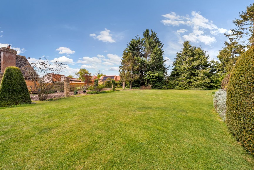 Meppershall, Shefford, Bedfordshire