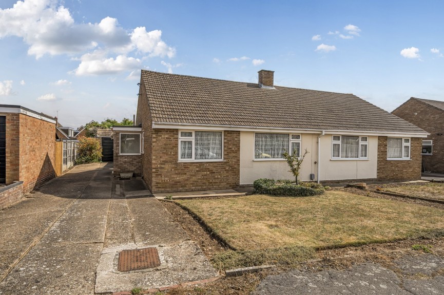 2 bedroom Bungalow for Sale Gravel Pit Road, Flitwick, Bedfordshire