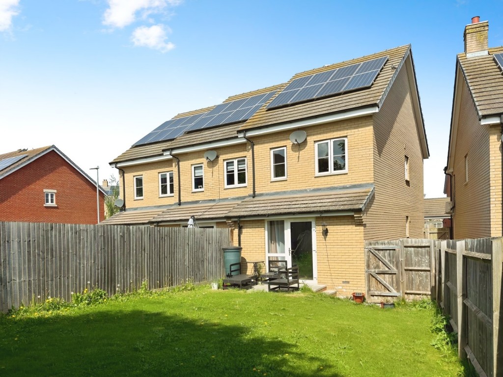 Sassoon Drive, ROYSTON, Hertfordshire