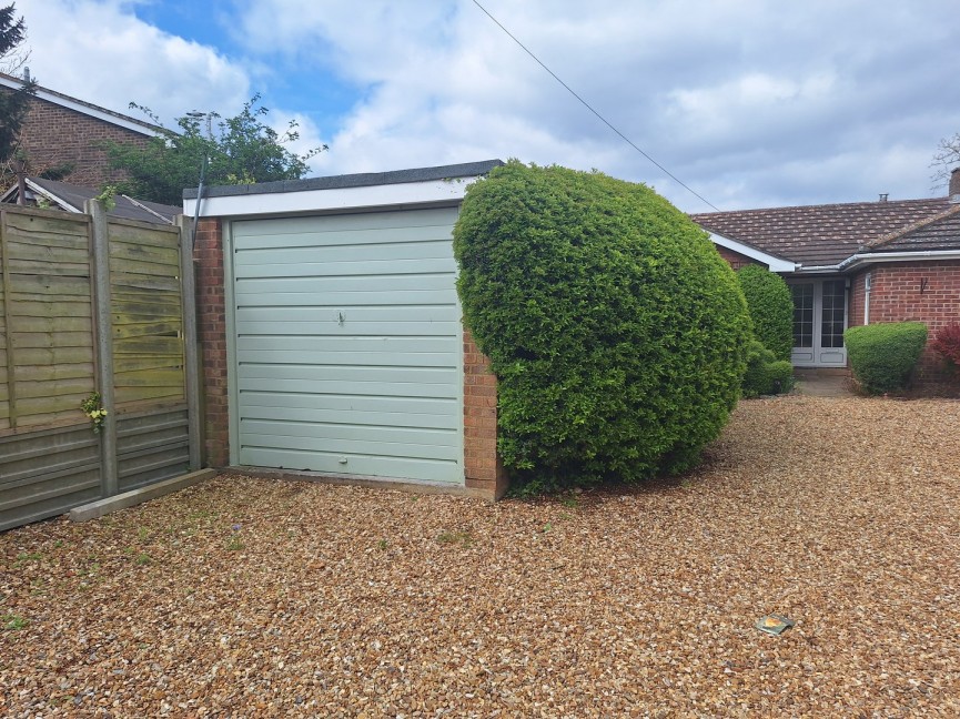 Blunham Road, Moggerhanger, Bedford