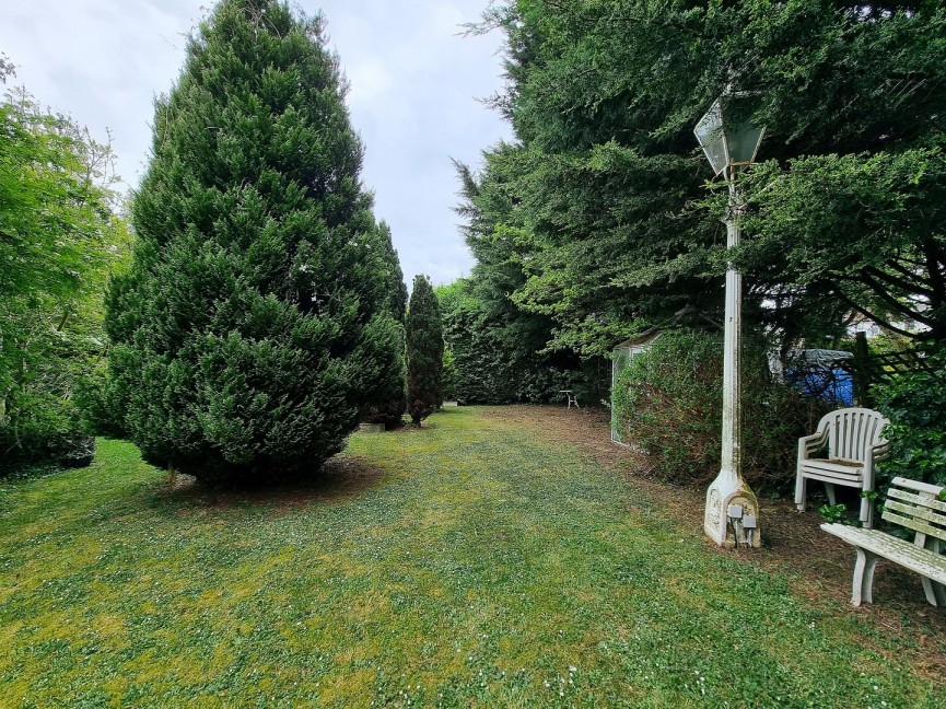2 bedroom Bungalow for Sale Streatley, Bedfordshire