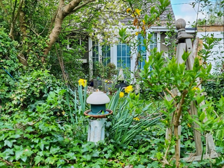 2 bedroom Bungalow for Sale Streatley, Bedfordshire