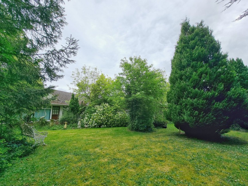 2 bedroom Bungalow for Sale Streatley, Bedfordshire