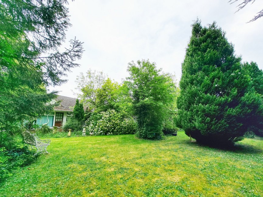 2 bedroom Bungalow for Sale Streatley, Bedfordshire