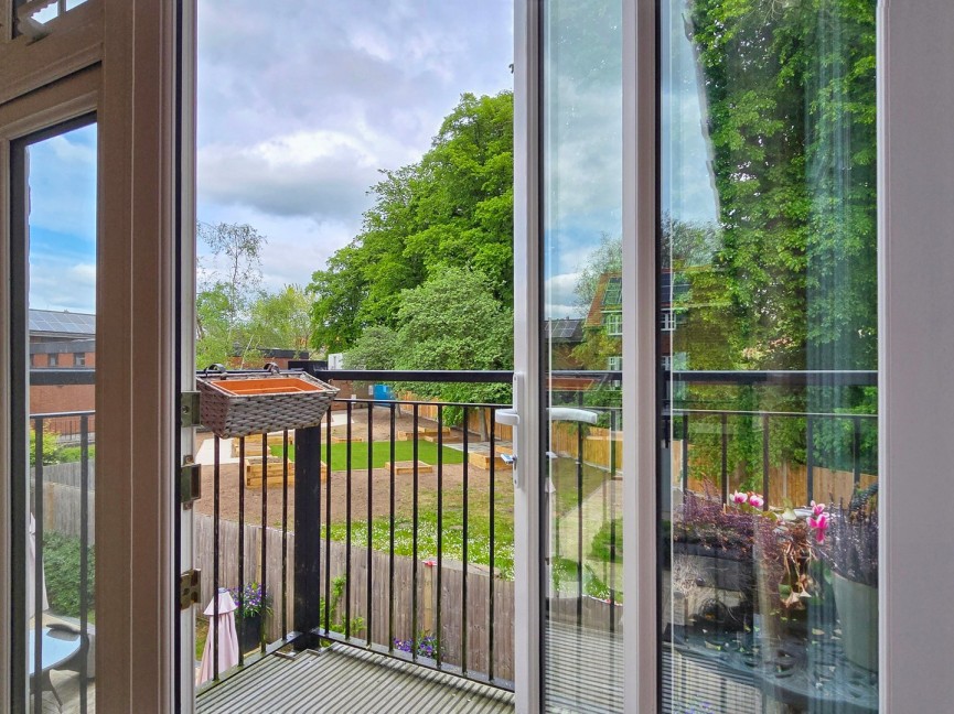 2 bedroom Flat for Sale Ampthill, Bedfordshire