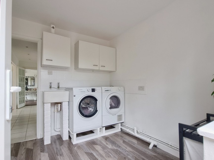 4 bedroom House for Sale Haynes, Bedfordshire